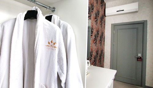 Deluxe Room, City View