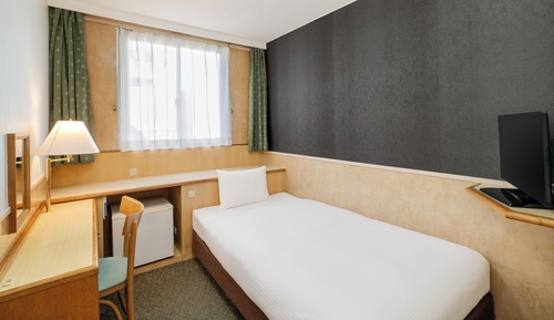 Standard Single Room, Smoking