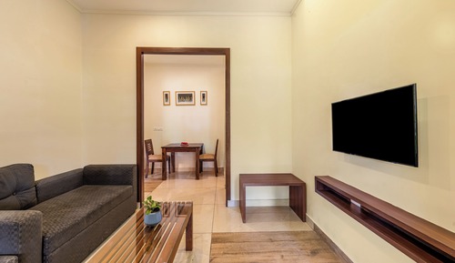 Pool View Suite with Sit-out