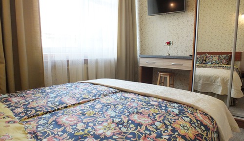 Studio, Kitchenette
