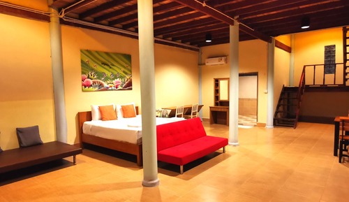 Beachfront Family Suite