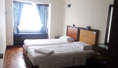 Deluxe 3-Room