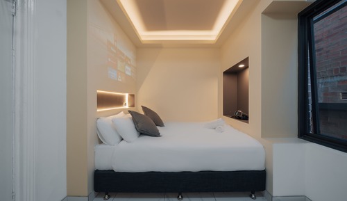 Deluxe Double room with Shared bathroom