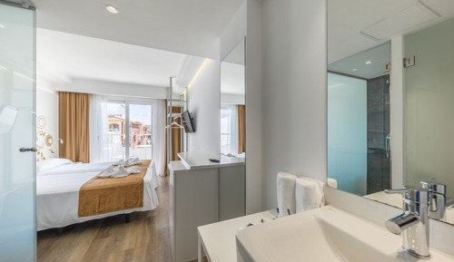 Superior Room, Balcony