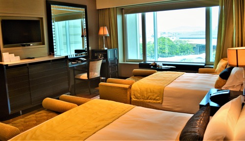 Taj Club, Club Room, 2 Twin Beds, City View