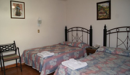 Standard Triple Room, 2 Double Beds