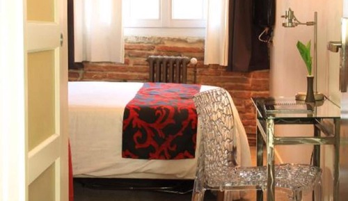 Standard Room, 1 Large Twin Bed, Private Bathroom, City View