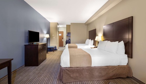 Standard Room, 2 Queen Beds, Accessible, Bathtub