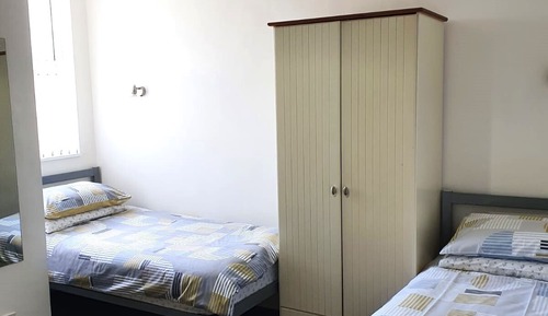 Standard Twin Room, Ensuite