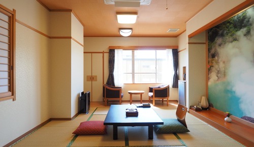 Japanese-Style Room with City View with Shared Bathroom