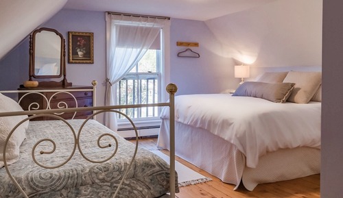 Bear Mountain Room