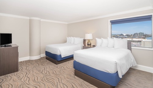 2 Queen Bed Studio (City View)