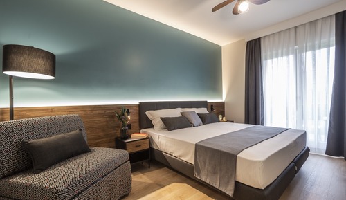 Crowngarden Room