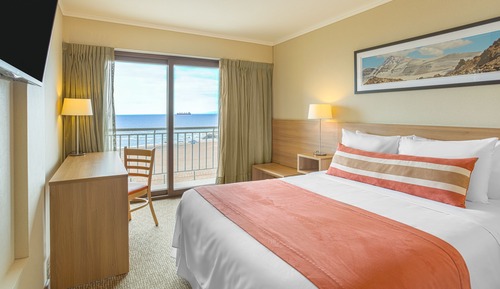 Standard Room, 1 Queen Bed, Balcony, Beach View