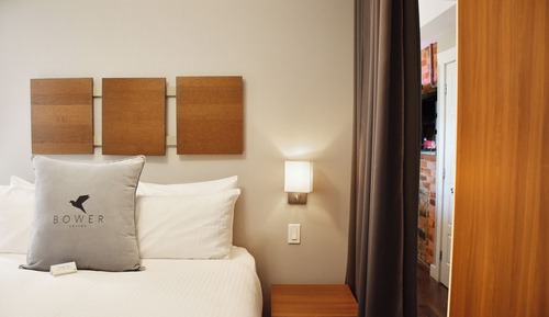 Deluxe Studio Suite, 1 Queen Bed, Balcony