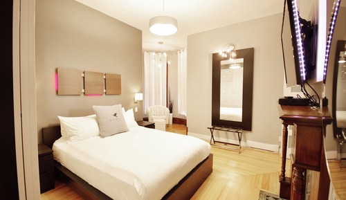 Deluxe Suite, 1 Queen Bed, Patio