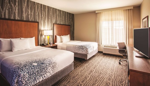 Room, 2 Queen Beds, Accessible, Non Smoking (Mobility/Bathtub w/ Grab Bars)