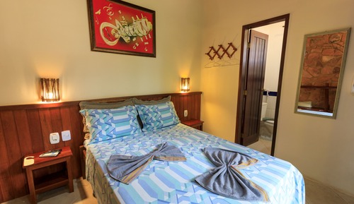 Standard Double Room (1 double bed or 2 single beds)