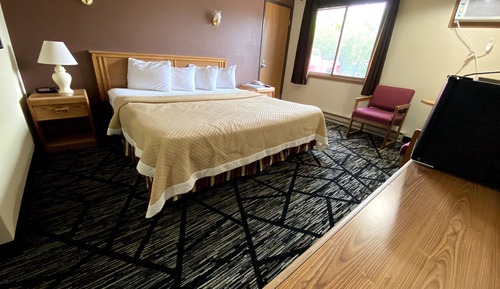 Standard Room, 1 King Bed