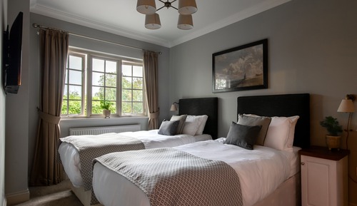 Comfort Twin Room