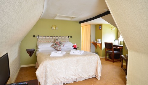 Classic Double Room, 1 King Bed, Bathtub