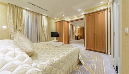 Presidential Suite