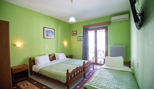 Deluxe Triple Room