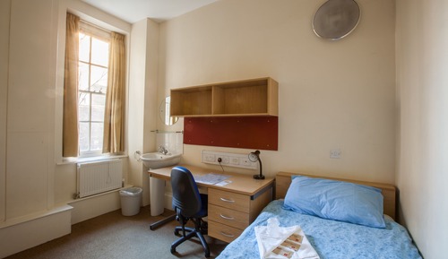 Basic Single Room, 1 Twin Bed, Shared Bathroom
