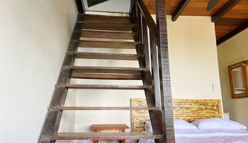 Basic Suite, Balcony, Mountain View