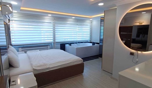 Family Studio Suite, 2 Bedrooms