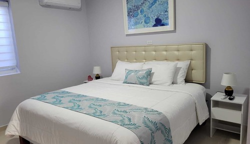 Comfort Apartment, 1 King Bed, Pool View