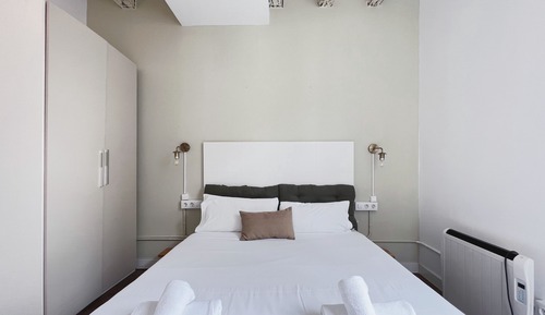 Apartment (3 Bedrooms)