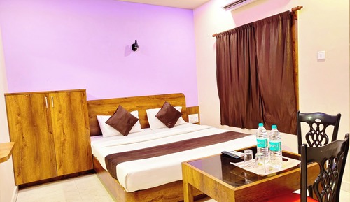 Deluxe Double Room, Multiple Beds, Air conditioning