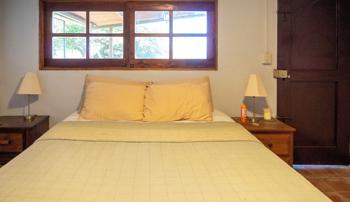 Family House, Mountain View