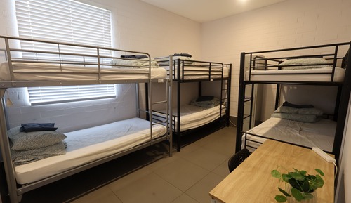 16 bed mixed dorm