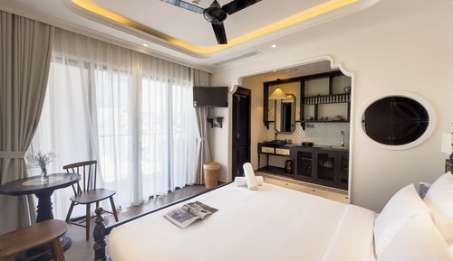 Superior Studio, Balcony