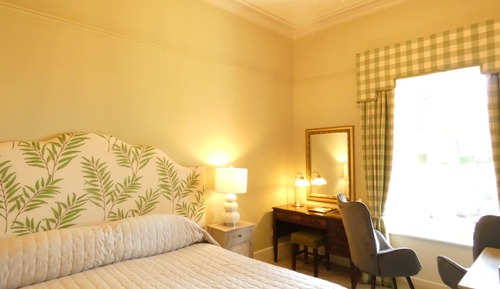 Deluxe Twin Room, Partial Sea View