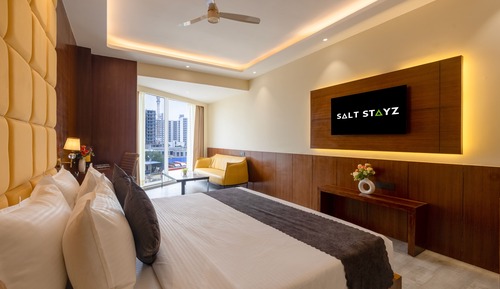 Luxury Suite, Balcony