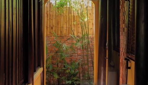 Classic Villa, City View