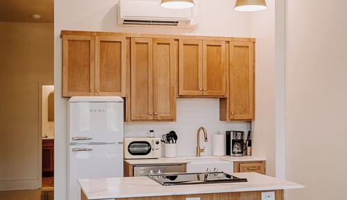 Loft, 1 King Bed, Non Smoking, Kitchen