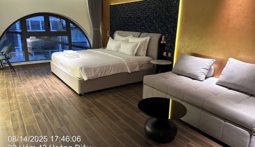 Deluxe Suite
