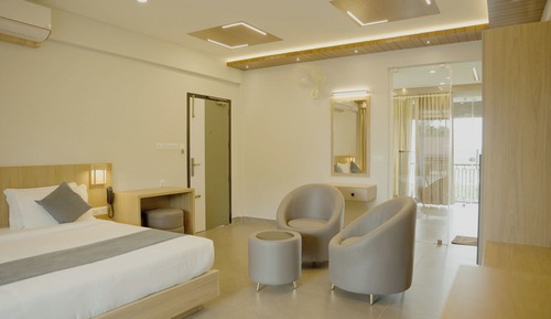 Signature Double Room, Balcony