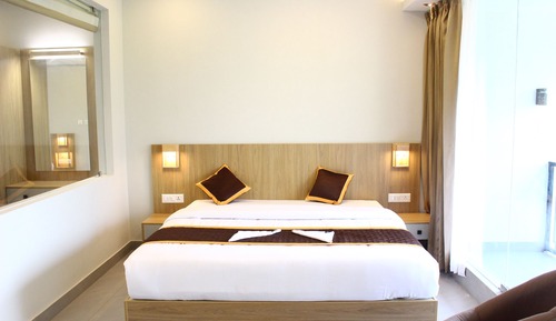 Family Suite, Balcony, Courtyard View
