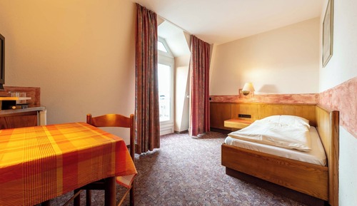 Classic Single Room, City View