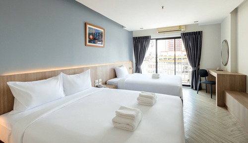 Luxury Triple Room