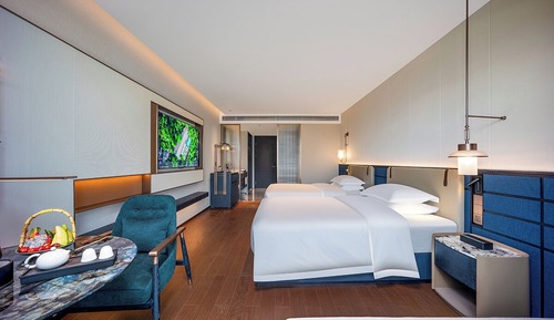 Superior Twin Room, Canal View