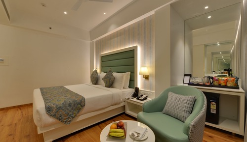 Winter Green Room, 1 King Bed