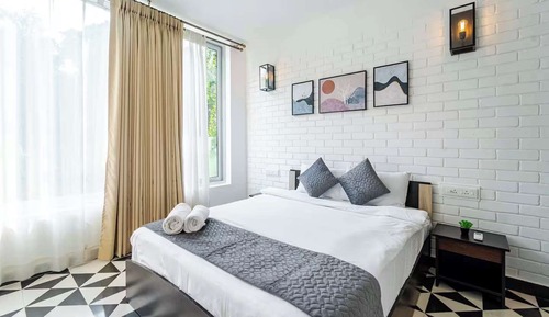 Superior Apartment, Balcony, Pool View