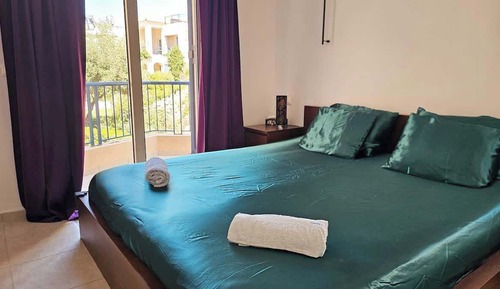 Apartment, Patio, Beachside