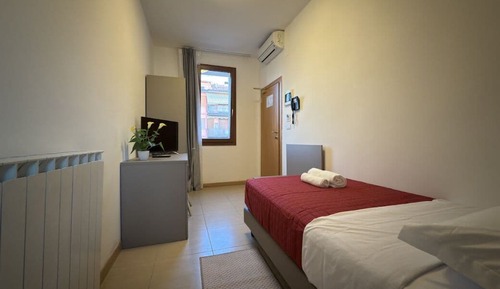 Deluxe Single Room, City View